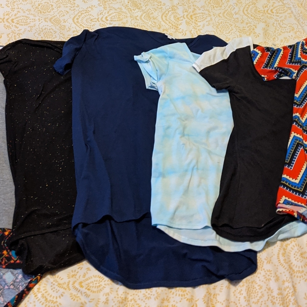 Lularoe shirt bubdle